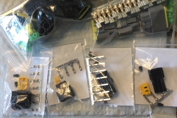 fairing connectors.jpg