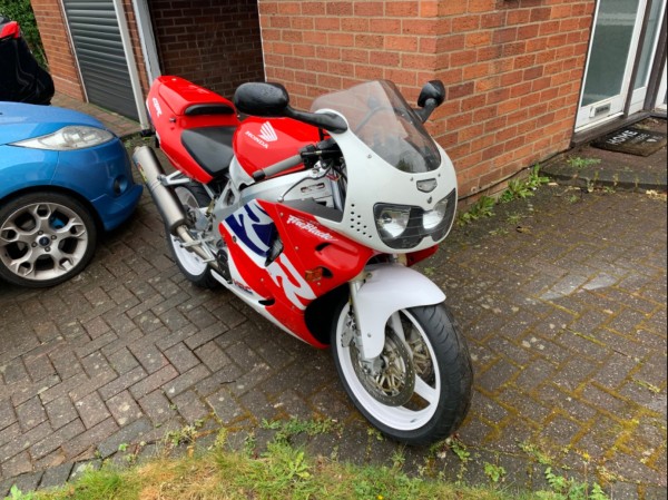 Lloydie CBR (1).jpg